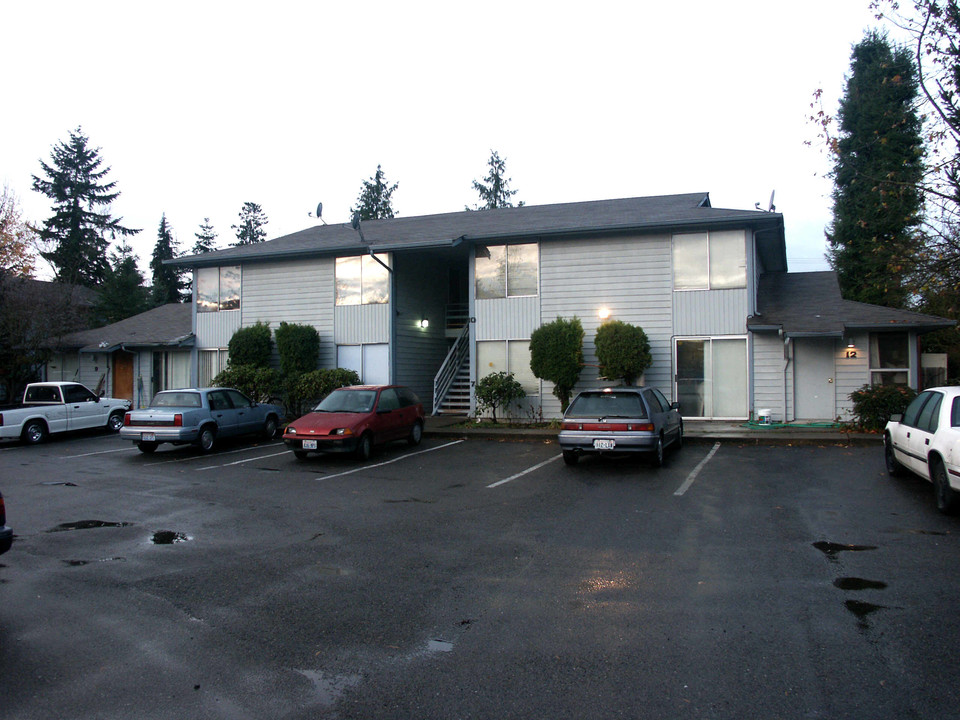 South Center Satelite I Apartments in Tukwila, WA - Building Photo