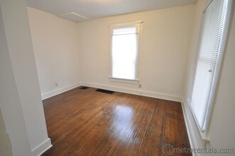 399 E Oakland Ave, Unit 399 in Columbus, OH - Foto de edificio - Building Photo