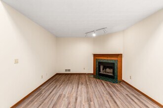 8287 Talia Ct in Westerville, OH - Building Photo - Building Photo
