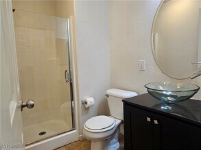 6636 Weeping Pine St in Las Vegas, NV - Building Photo - Building Photo