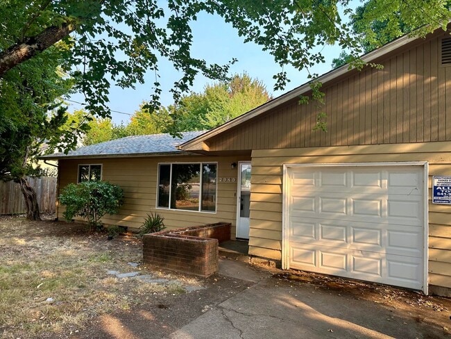 property at 2947-2949 NW Gibson Hill Rd