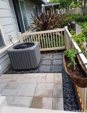 520 Lunalilo Home Rd in Honolulu, HI - Foto de edificio - Building Photo