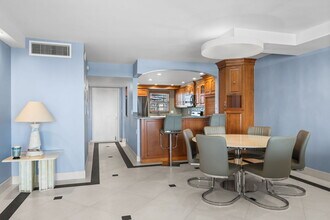 511 Bayshore Dr, Unit #904 in Fort Lauderdale, FL - Building Photo - Building Photo