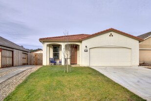 613 Morning Glory Cir in Ione, CA - Building Photo