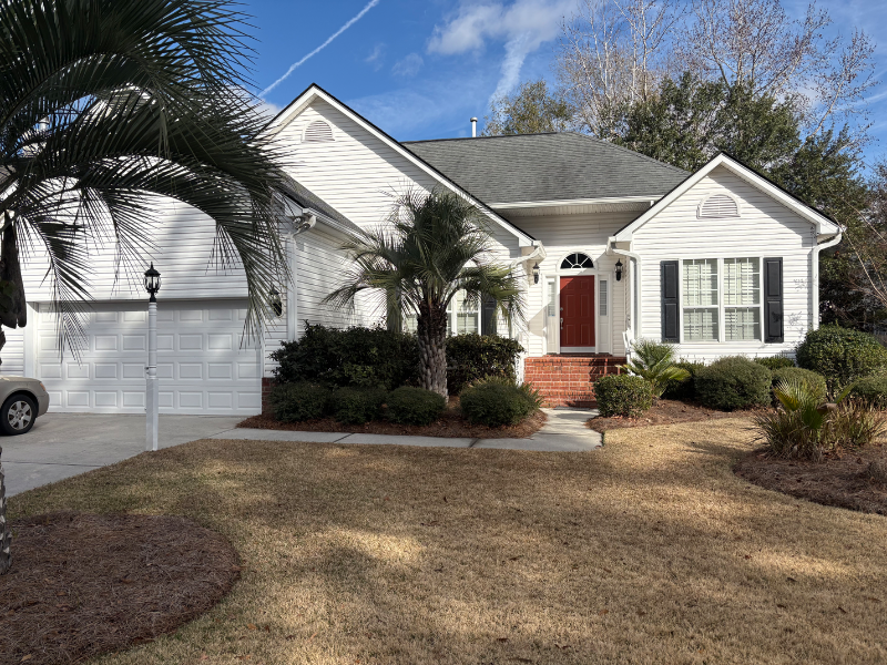 2207 Old Jay Ln in Mount Pleasant, SC - Building Photo