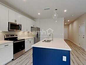 302 Burnley Wy in Murfreesboro, TN - Building Photo - Building Photo