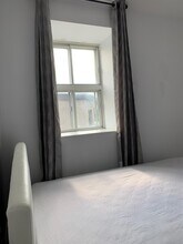 4055 Saint Laurent Boul in Montréal, QC - Building Photo - Building Photo