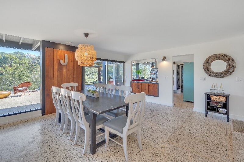 1234 Oribia Rd in Del Mar, CA - Building Photo