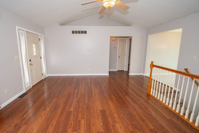53620 Springfield Ct in Granger, IN - Building Photo - Building Photo