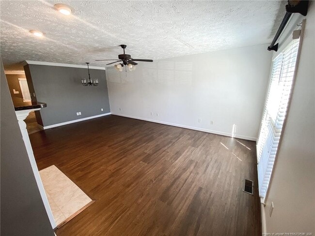 616 Amberdale W Cir in Lumberton, NC - Building Photo - Building Photo