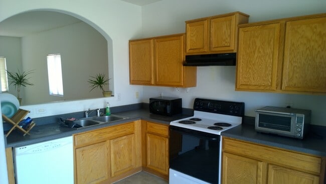 916 W Carter Rd in Phoenix, AZ - Foto de edificio - Building Photo