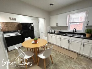 13140 Fisk Ave in Warren, MI - Building Photo - Building Photo