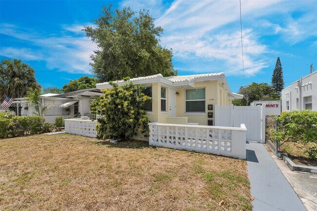 1838 Fillmore St-Unit -1 in Hollywood, FL - Building Photo - Building Photo
