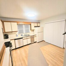 109 Rockwell St, Unit 2 in Harrison, NY - Foto de edificio - Building Photo