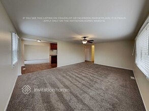 81 Seabury Rd in Bolingbrook, IL - Building Photo - Building Photo