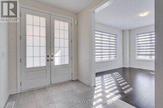 2 Bill Guy Dr in Georgina, ON - Building Photo - Building Photo