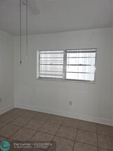 20111 NE 27th Ct in Miami, FL - Building Photo - Building Photo