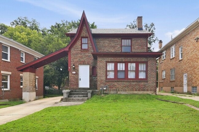 property at 416 Delaware Ave