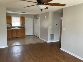 382 TURNER St in Lincolnton, NC - Building Photo - Building Photo