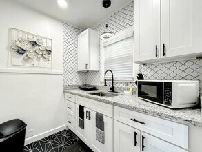 1829 Hollenbeck Dr in Orlando, FL - Building Photo - Building Photo