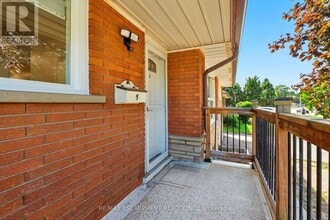 929 Upper Ottawa St in Hamilton, ON - Building Photo - Building Photo