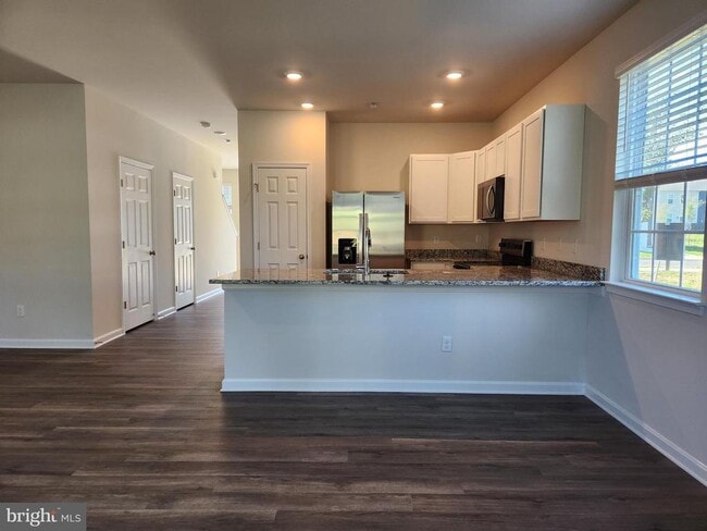 property at 212 Caterpillar Dr