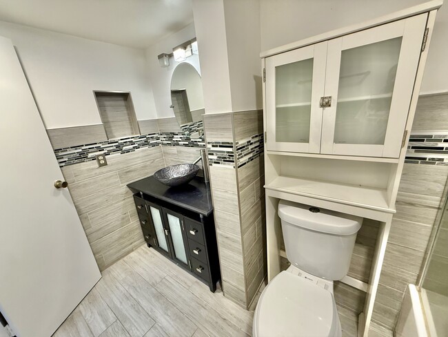 8301 Sands Point Blvd, Unit 202S in Tamarac, FL - Building Photo - Building Photo