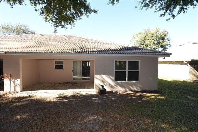 8 Regency Dr in Palm Coast, FL - Building Photo - Building Photo