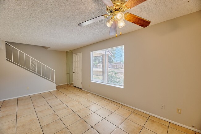 7126 N 19th Ave in Phoenix, AZ - Building Photo - Building Photo