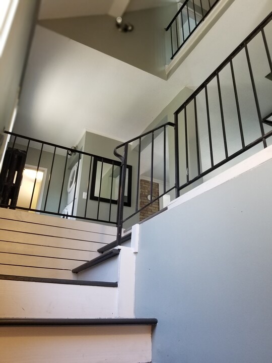 1208 W 28th St, Unit Duplex in Minneapolis, MN - Foto de edificio