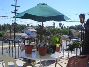 1315 E 4th St in National City, CA - Foto de edificio - Building Photo