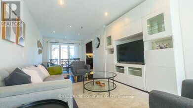 1460 Tampa Crescent in Oshawa, ON - Building Photo - Building Photo