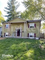 3526 N Faculty Dr in Indianapolis, IN - Building Photo