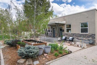 3220 W 24th Ave in Denver, CO - Foto de edificio - Building Photo