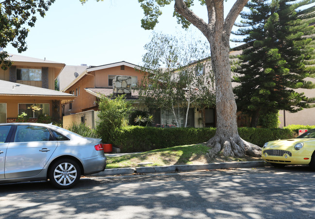 328 N Kenwood St in Glendale, CA - Building Photo - Building Photo