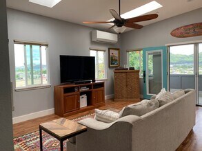 45-559-559 Keaahala Rd in Kaneohe, HI - Building Photo - Building Photo