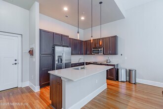 2525 College St in Jacksonville, FL - Building Photo - Building Photo