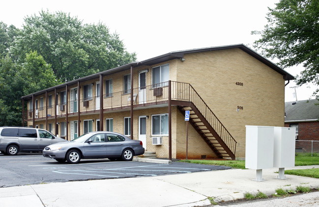 Parkview Manor in Lincoln Park, MI - Building Photo - Building Photo