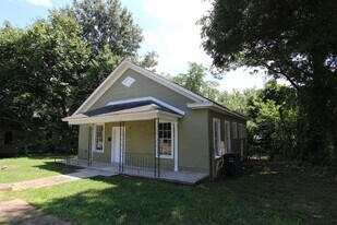 9 W Roy St in Rock Hill, SC - Building Photo