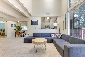 2820 Greenway Dr in Kelseyville, CA - Building Photo - Building Photo