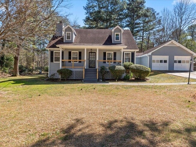 150 Forest Ridge Ct SW