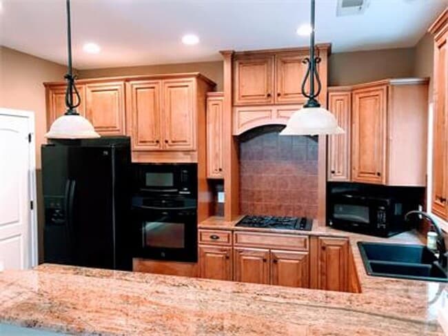 1199 Sleepy Oak Ln in Forest, VA - Building Photo - Building Photo