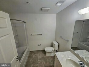 200 Hamilton Ave in Trenton, NJ - Building Photo - Building Photo