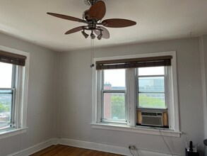 1954 Columbia Rd NW in Washington, DC - Building Photo - Building Photo