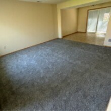 845 Hanneman Dr in Lincoln, NE - Building Photo - Building Photo