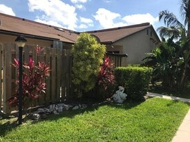 3603 Waterview Cir in Palm Springs, FL - Building Photo