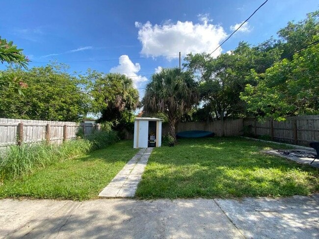 917 31st St in West Palm Beach, FL - Foto de edificio - Building Photo