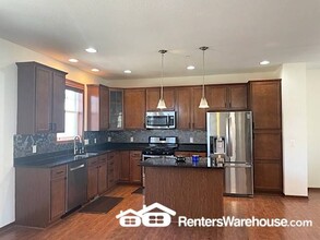 17175 72nd Ave N in Maple Grove, MN - Building Photo - Building Photo