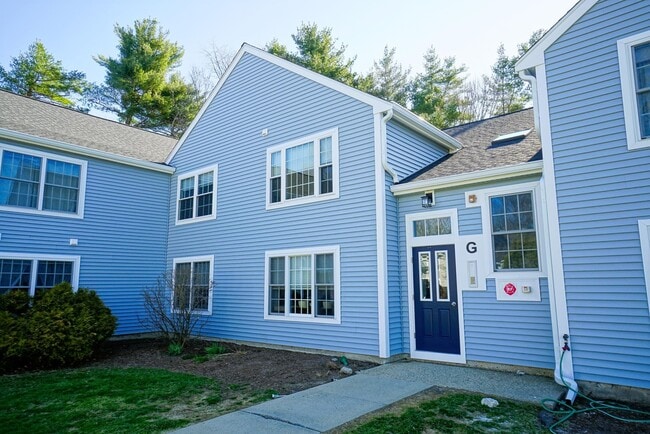 50 Brookside Dr in Exeter, NH - Building Photo - Building Photo