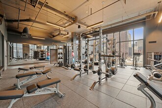633 S LaSalle St in Chicago, IL - Building Photo - Building Photo